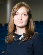    />Директор Департамента общественных связей Заполярного филиала ПАО &laquo;ГМК
&laquo;Норильский никель&raquo;</strong></p>
<p>В должности Директора
Департамента общественных связей Заполярного Филиала ГМК &laquo;Норильский никель&raquo;
Татьяна Смирнова отвечает за развитие внутренних коммуникаций, работу со СМИ и
общественностью, реализацию единой информационной политики ГМК &laquo;Норильский
никель&raquo; на предприятиях Заполярного филиала и в регионе присутствия.</p>
<p>Родилась в Москве. В 2003 году
окончила социологический факультет Московского государственного университета по
специальности &laquo;социология коммуникаций&raquo; и &laquo;социальный менеджмент&raquo;. После
окончания университета работала в должности менеджера по связям с
общественностью в различных финансово-банковских государственных и частных
структурах. В период 2006-2013 гг. руководила группой проектов в
коммуникационном агентстве АГТ - части крупнейшего коммуникационного холдинга AGT Communications Group.
</p>
<p>В 2013-2014 гг занимала должность
Директора по работе с органами власти, традиционными сообществами и связям с
общественностью алюминиевого завода АЛСКОН (Нигерия), входящего в структуру
Объединенной компании РУСАЛ. </p>
<p>&nbsp;</p>
<p>&nbsp;</p>                </div>
                <aside class=